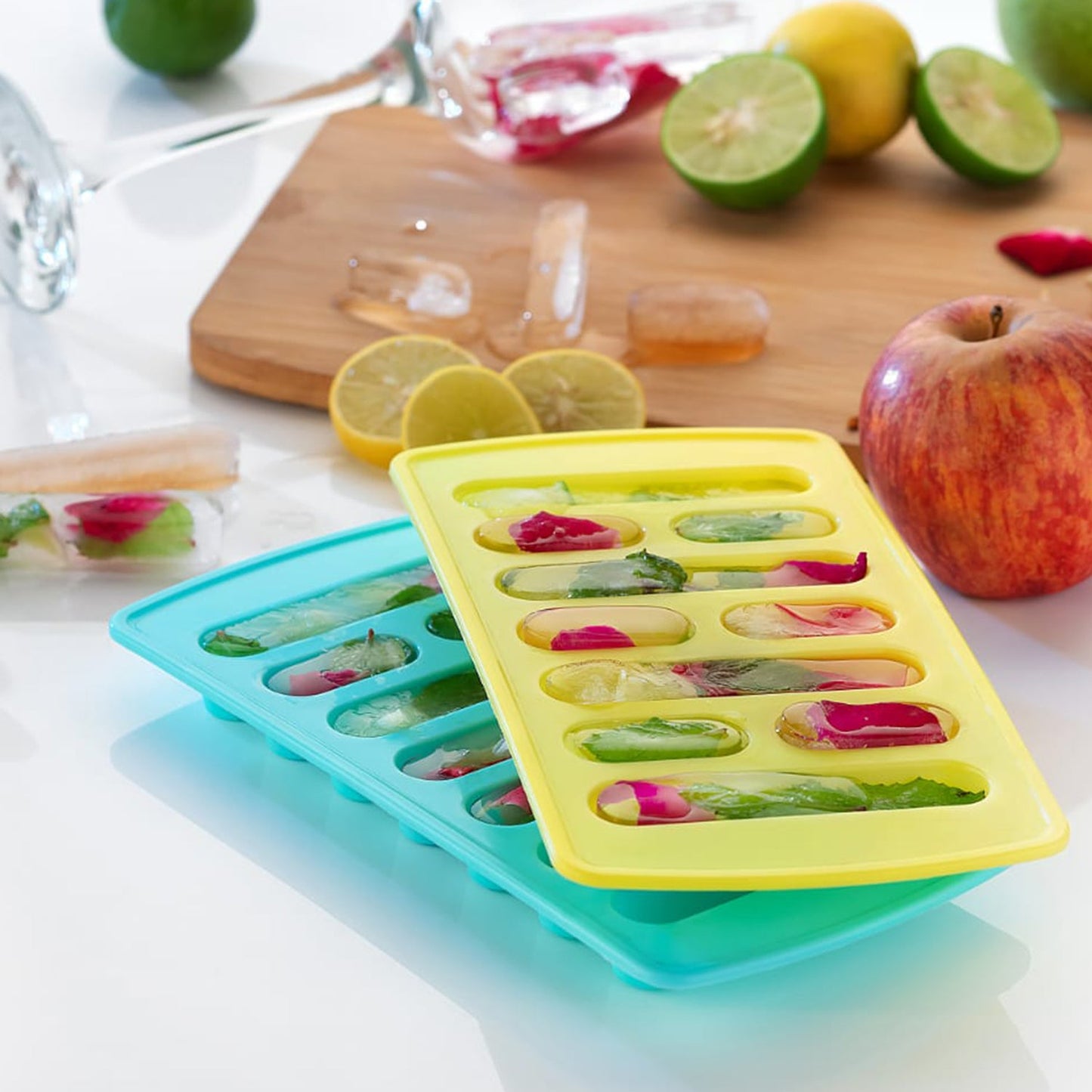4 Pc Fancy Ice Tray Used Widely In All Kinds Of Household Places While Making Ices And All Purposes.